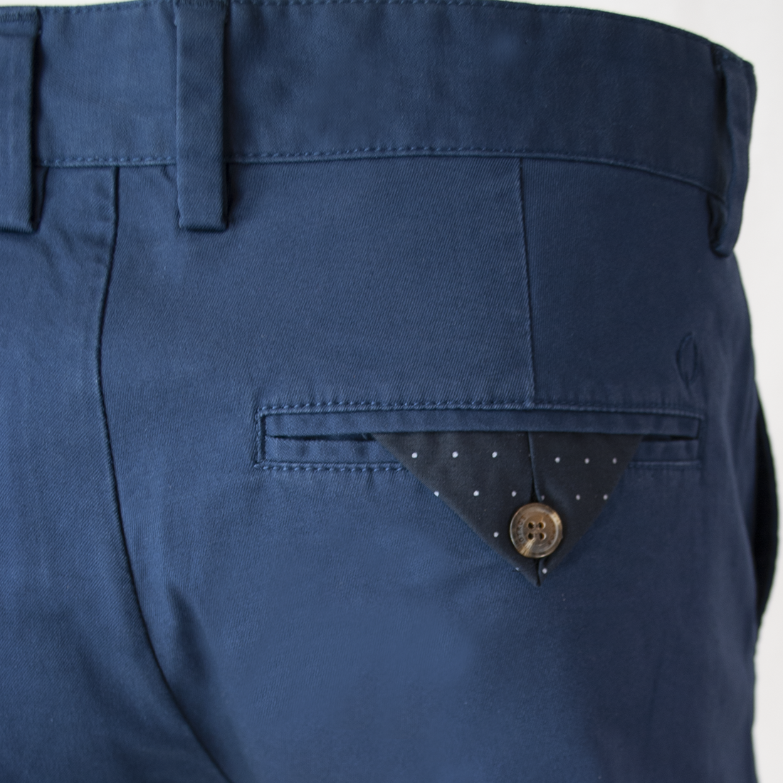 Pantalón Gabardina Spandex Frente Plano Slim Fit