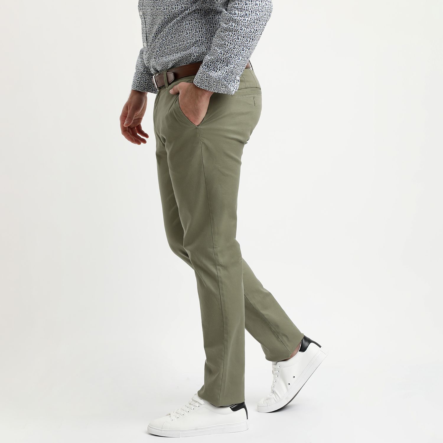 Pantalón Gabardina Spandex Frente Plano