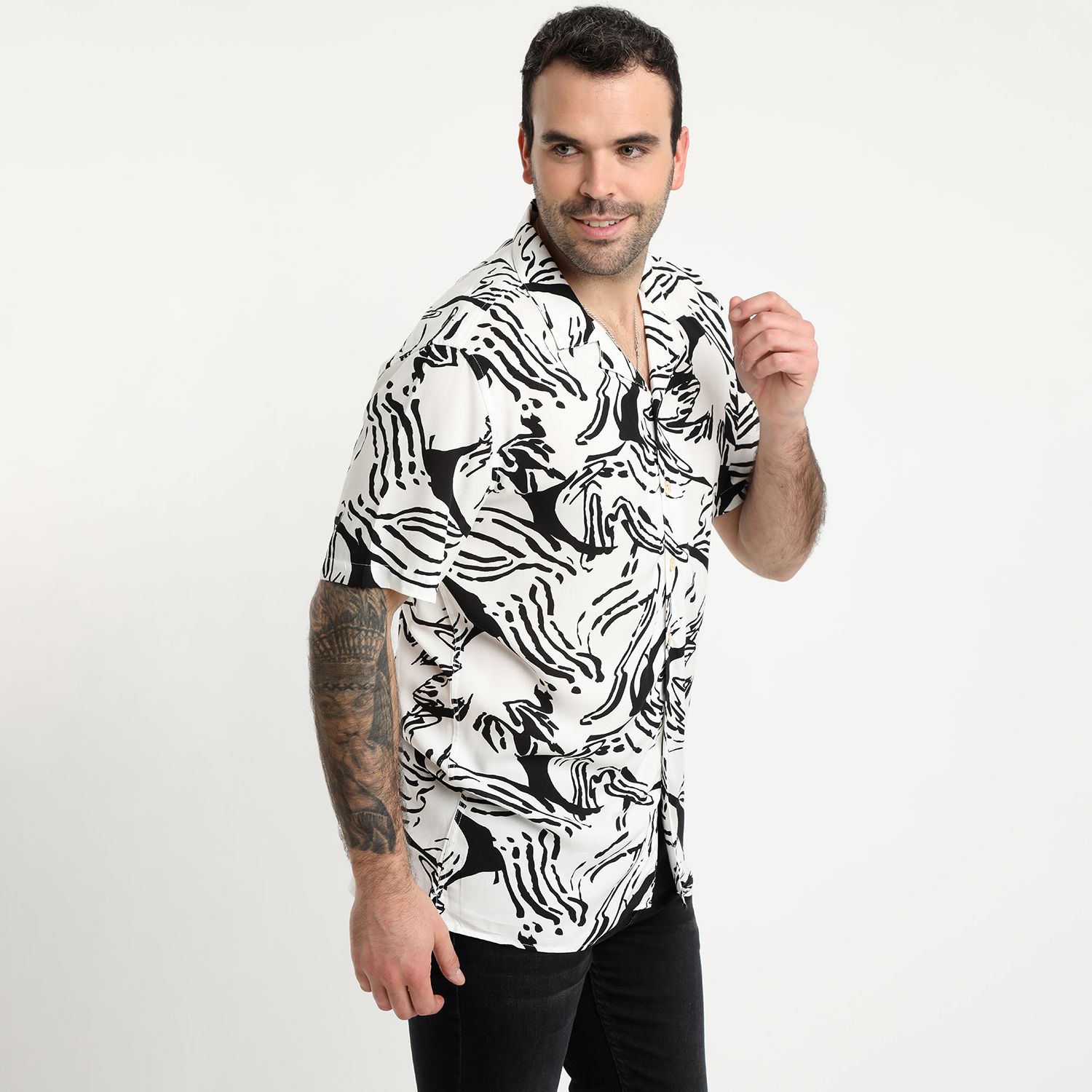 Camisa Guayabera Cuello Cubano Resort